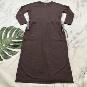 Title Nine Womens Midi Dress Size M Dark Purple 3/4 Sleeve Pockets Knit Stretch